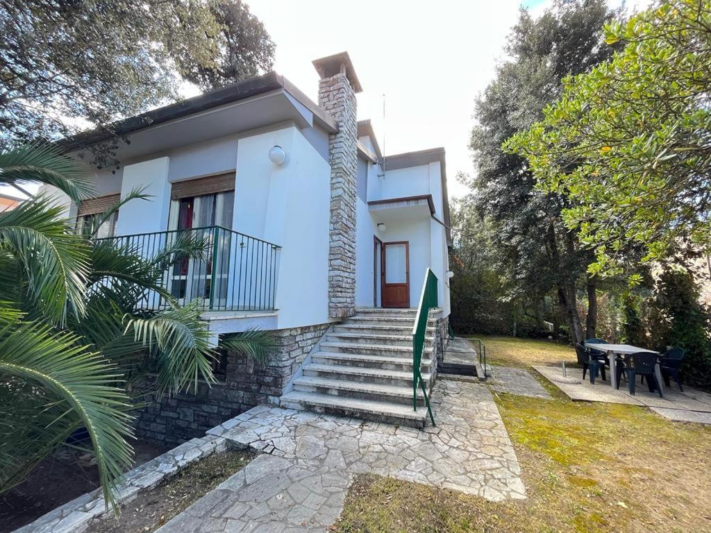 Pineta Apartament Tirrenia Kültér fotó