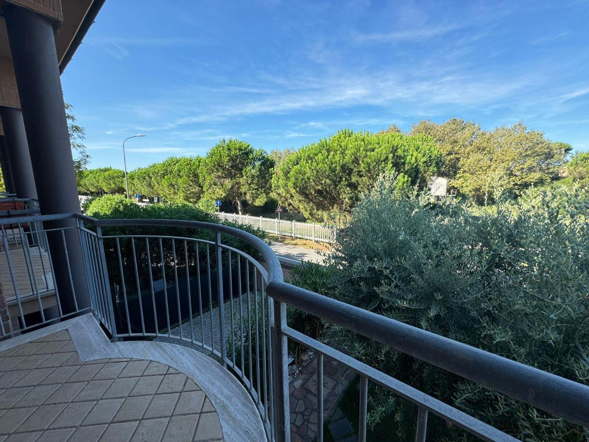 Pineta Apartament Tirrenia Kültér fotó