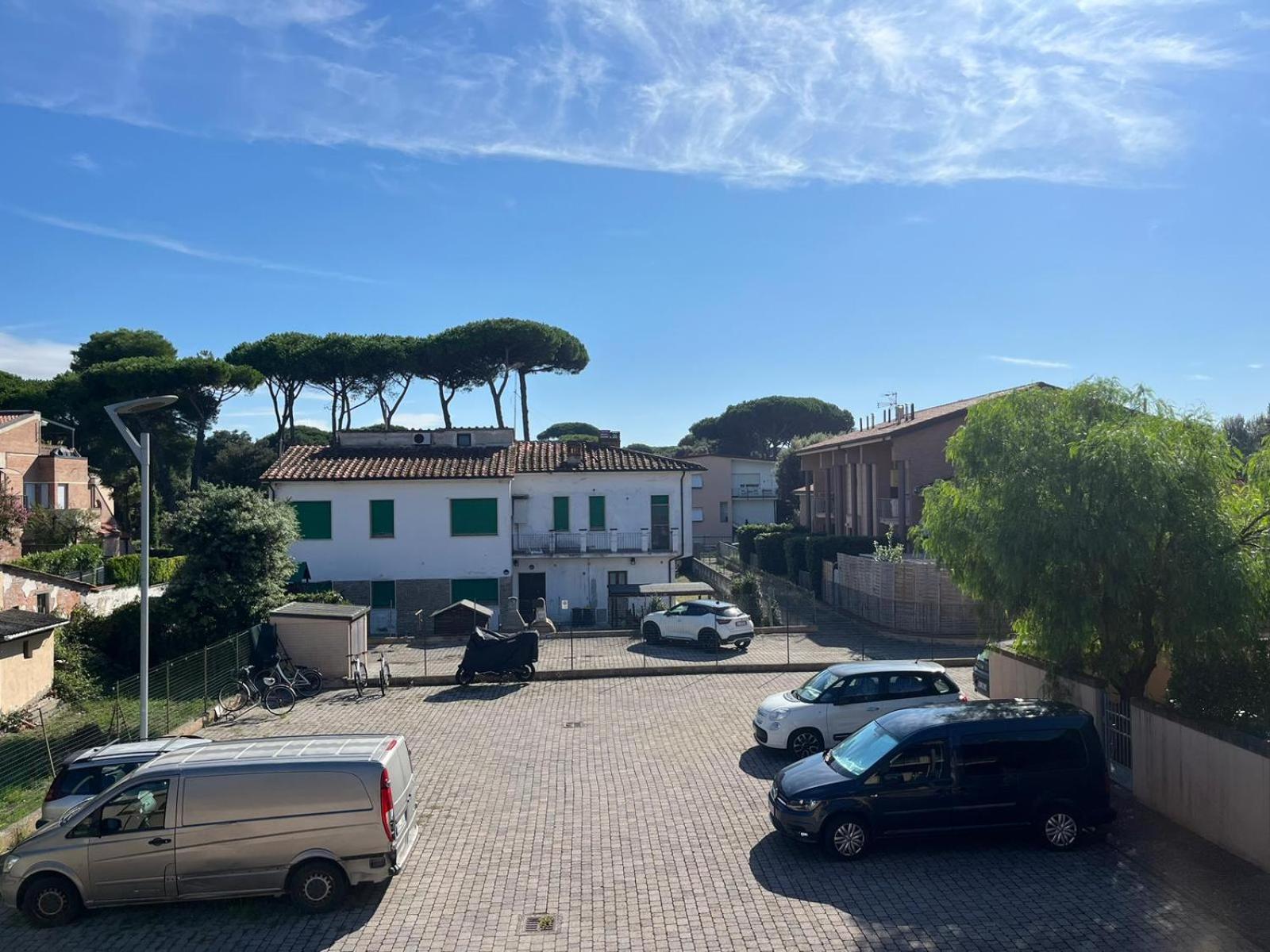 Pineta Apartament Tirrenia Kültér fotó